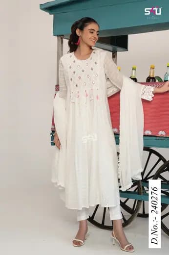 A-Line · Look 05